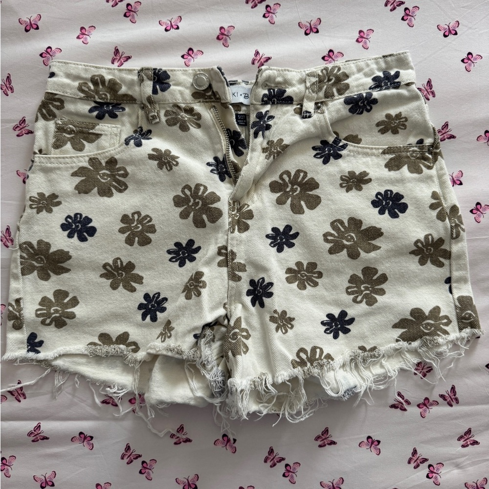 Flower shorts for women
